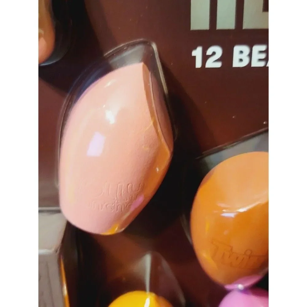 HERSHEY 12 pc Makeup Beauty Blender Sponges Easter, Twizzler Reese's Bubble Yum